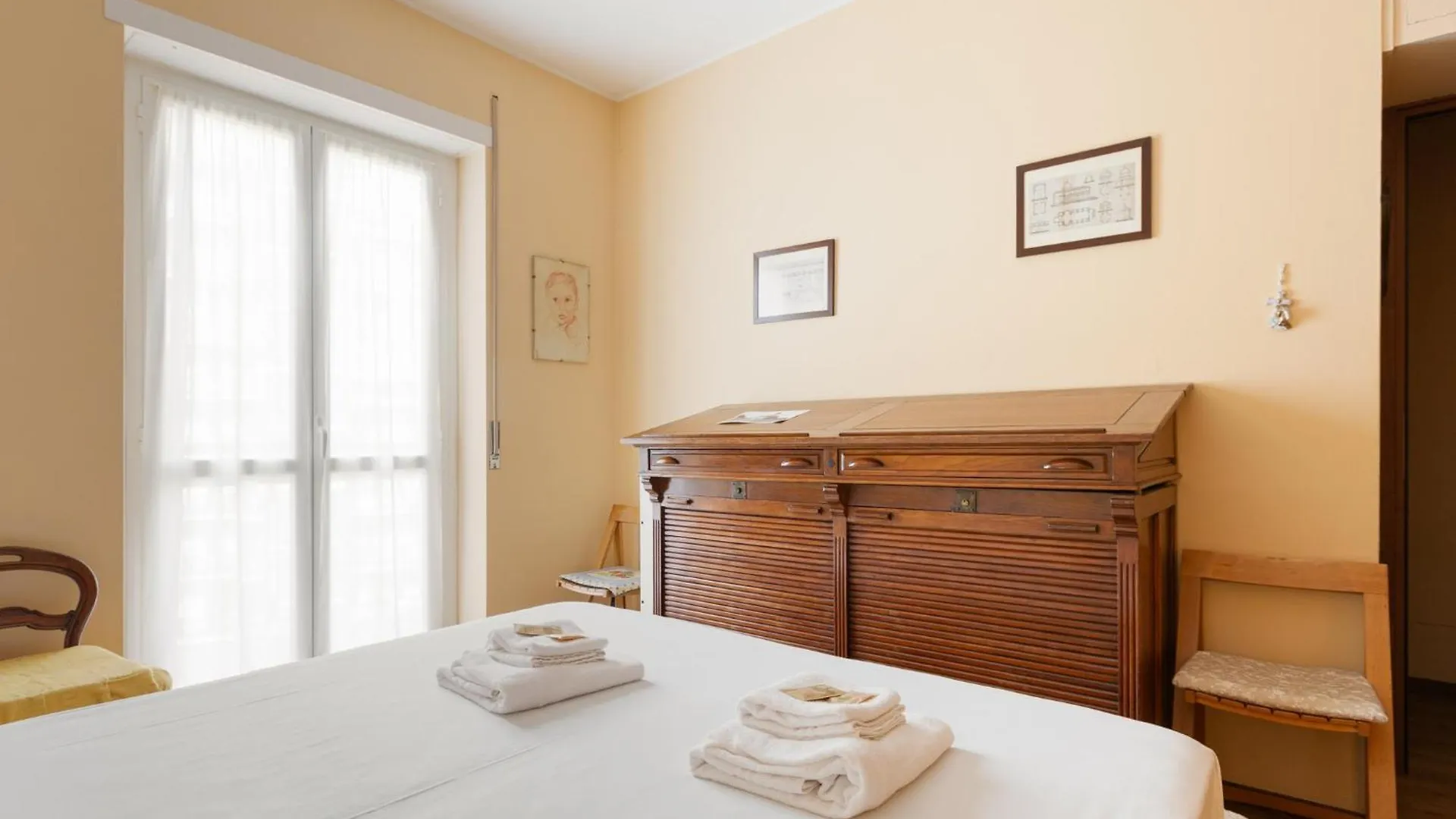 Apartment Bande Nere M1 Comfy Apt With Balcony Milan
