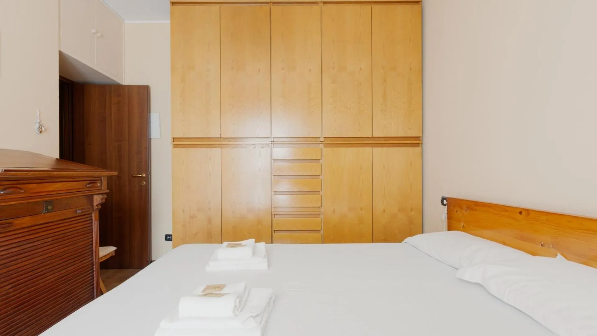Bande Nere M1 Comfy Apt With Balcony Milan